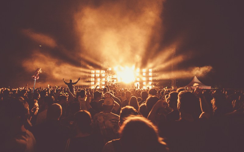 Restrukturalizace s rytmem: Zachránili jsme tradiční český hudební festival