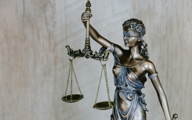 Právo v neprozkoumaných vodách: Obhajoba členů orgánů bytového družstva u derivativní žaloby